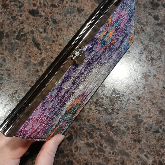 Wallets - 2 Together is Better! - Picture 7 of 14